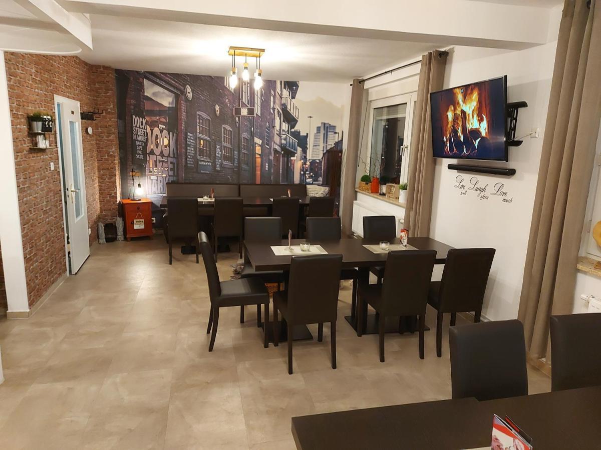 Hakans Moselblick Ferienwohnung Treis-Karden Exterior photo
